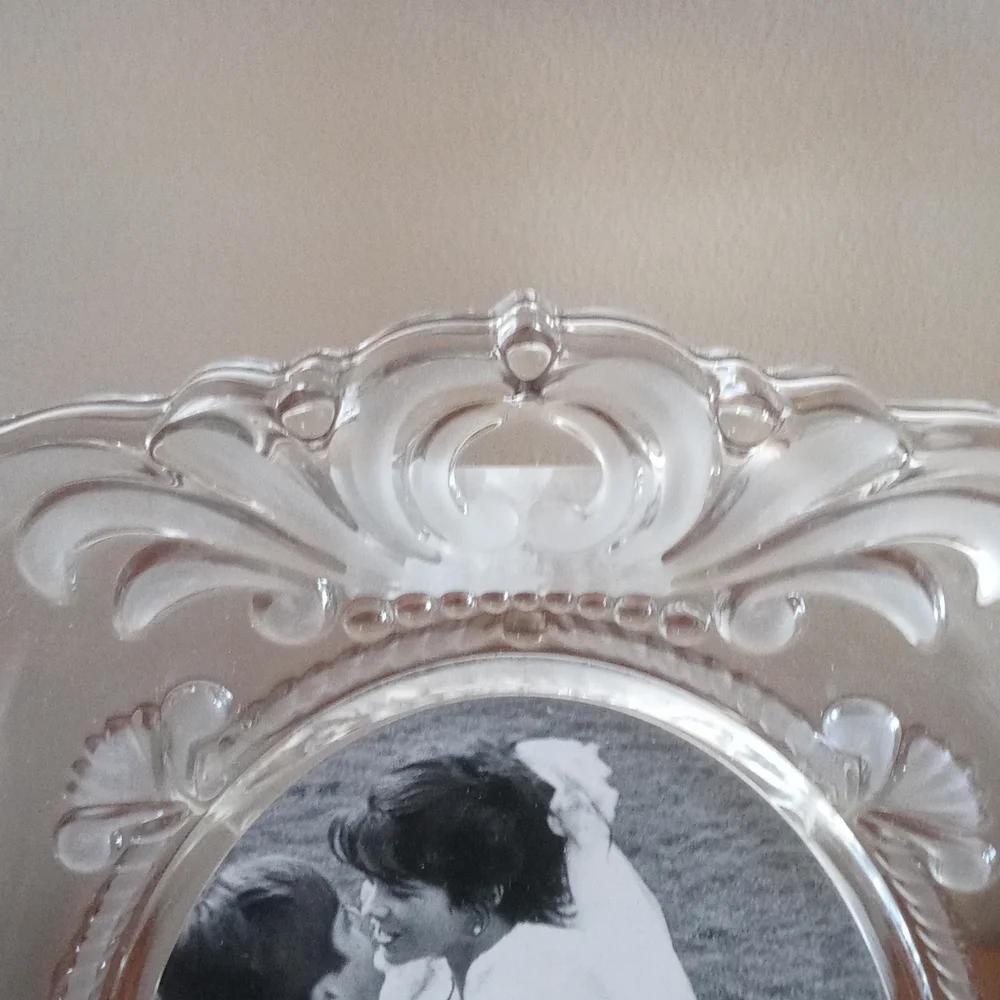 Crystal picture frame